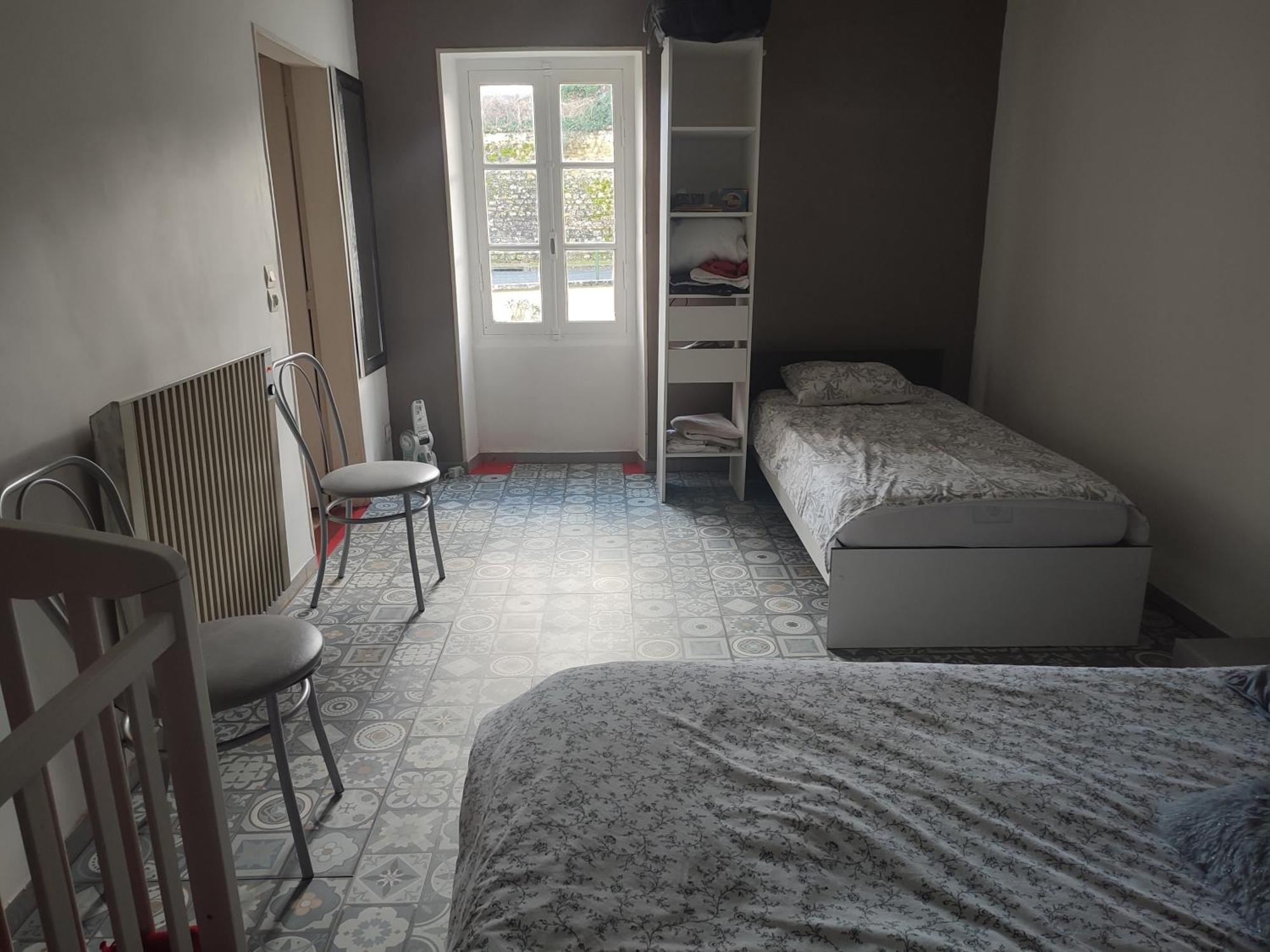 Maison Plain Pied, 2 Chambres, Longere Typique , Fraiche, Dans Bourg Avec Tous Commerces Luçay-le-Mâle Εξωτερικό φωτογραφία