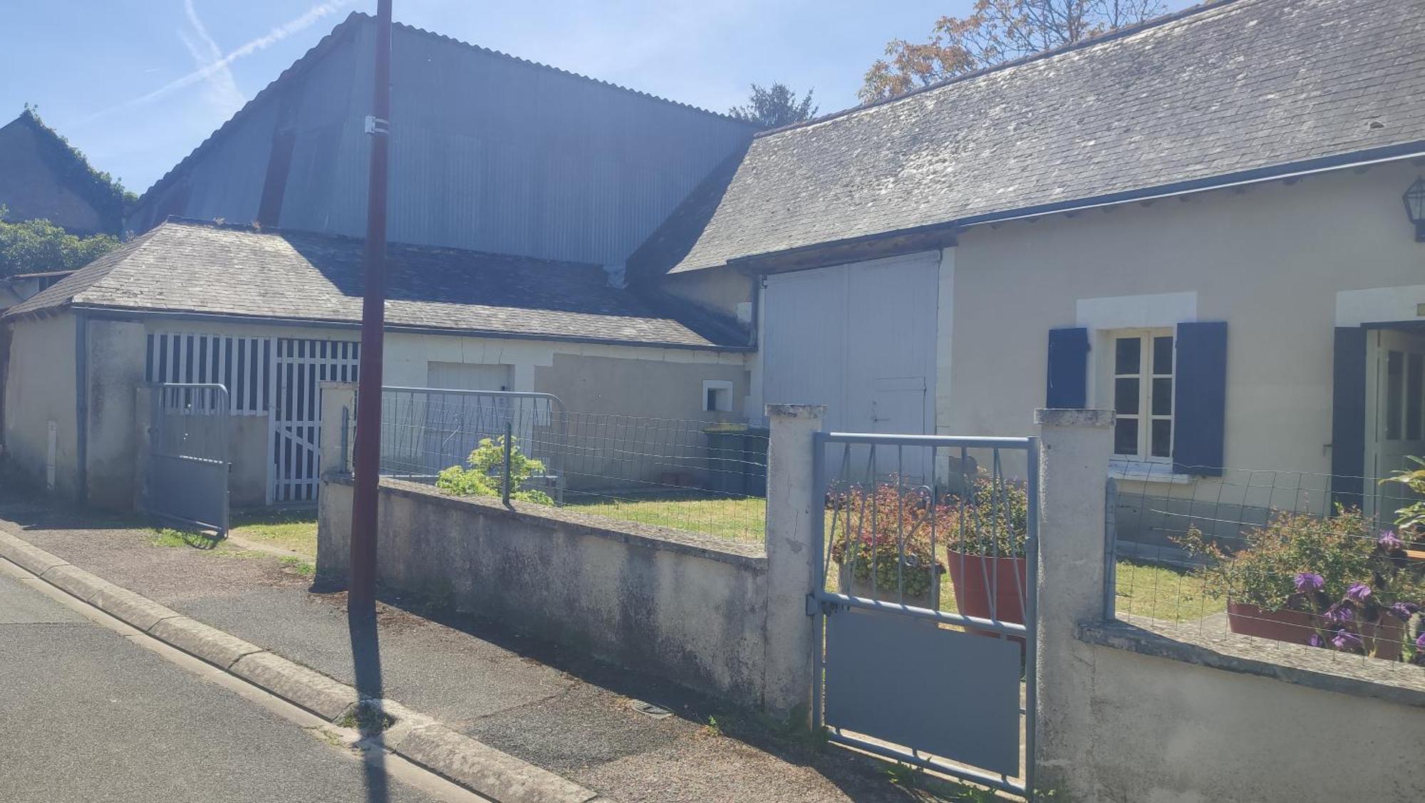 Maison Plain Pied, 2 Chambres, Longere Typique , Fraiche, Dans Bourg Avec Tous Commerces Luçay-le-Mâle Εξωτερικό φωτογραφία